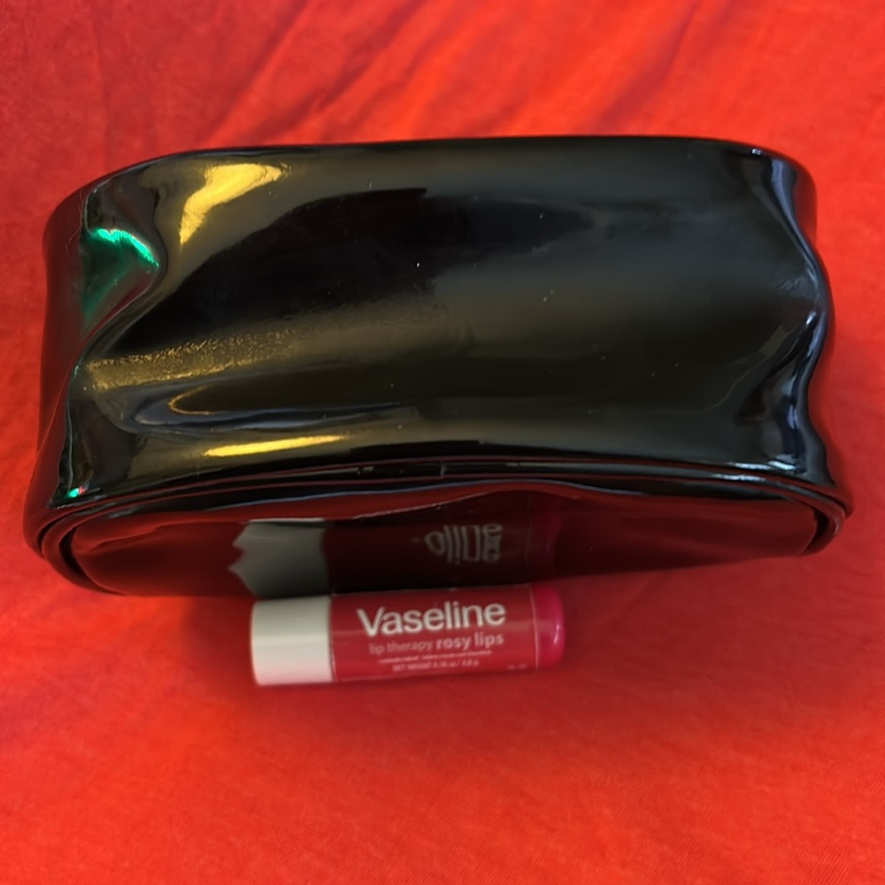 Tory Burch Stacked Logo Dome Zip Top Cosmetic Bag Case 🖤💄 Black Patent - Picture 5 of 11